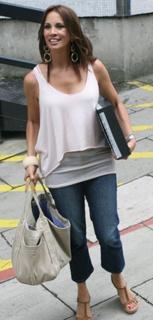 Andrea McLean feet photo thumbnail