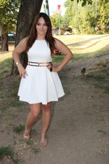 Ewa Farna feet photo thumbnail