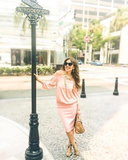 Thalía feet photo thumbnail