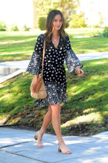Jamie Chung feet photo thumbnail
