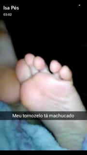 Isa Pes feet photo thumbnail