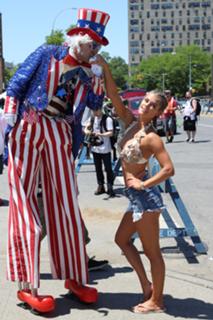 Nina Agdal feet photo thumbnail