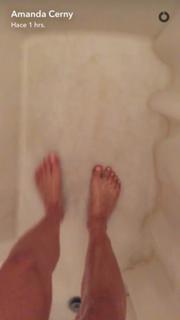 Amanda Cerny feet photo thumbnail