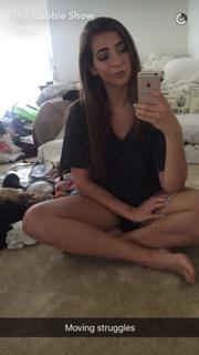 Gabbie Hanna feet photo thumbnail