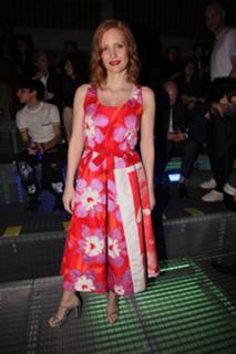 Jessica Chastain feet photo thumbnail