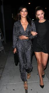 Jessica Szohr feet photo thumbnail