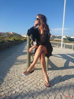 Cristina Ferreira feet photo thumbnail