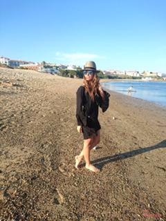 Cristina Ferreira feet photo thumbnail