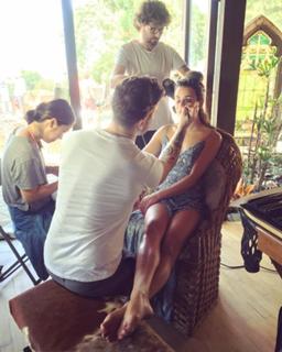 Lea Michele feet photo thumbnail