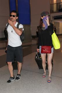 Juliette Lewis feet photo thumbnail