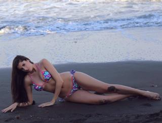 Valentina Vignali feet photo thumbnail
