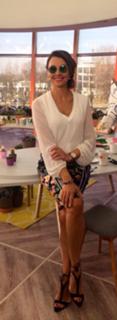 Anna Popek feet photo thumbnail