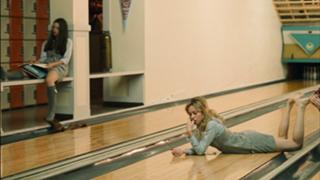 Brie Larson feet photo thumbnail