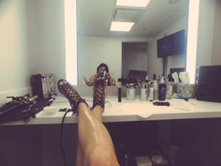 Erin Lim feet photo thumbnail
