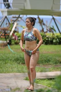 America Ferrera feet photo thumbnail