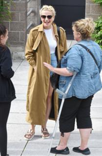 Pixie Lott feet photo thumbnail