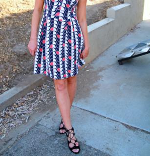 Katrina Bowden feet photo thumbnail