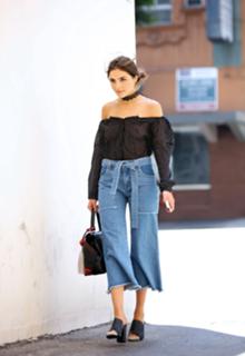 Olivia Culpo feet photo thumbnail
