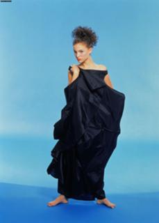 Natalie Portman feet photo thumbnail