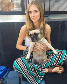 Chiara Ferragni feet photo thumbnail
