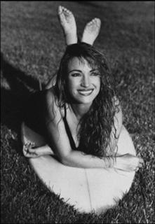 Jane Seymour feet photo thumbnail
