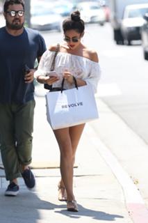 Shay Mitchell feet photo thumbnail
