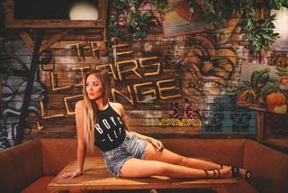 Charlotte Crosby feet photo thumbnail