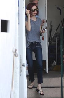Lily Collins feet photo thumbnail