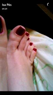 Isa Pes feet photo thumbnail