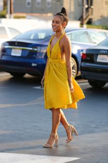 Karrueche Tran feet photo thumbnail