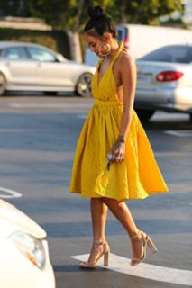 Karrueche Tran feet photo thumbnail