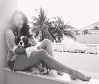 Anitta feet photo thumbnail
