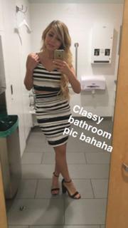 Jennette McCurdy feet photo thumbnail