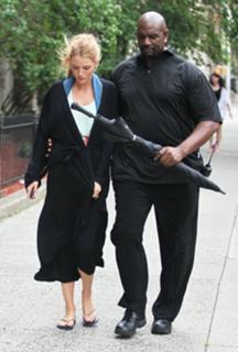 Blake Lively feet photo thumbnail