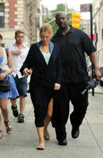 Blake Lively feet photo thumbnail