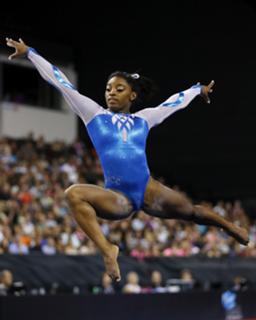 Simone Biles feet photo thumbnail