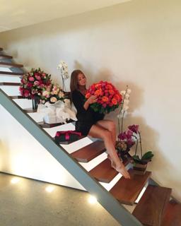 Marina Ruy Barbosa feet photo thumbnail