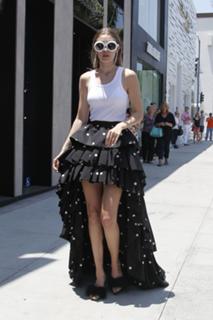 Gigi Hadid feet photo thumbnail