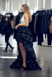 Gigi Hadid feet photo thumbnail