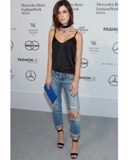 Lena Meyer-Landrut feet photo thumbnail