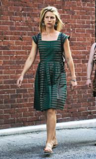 Claire Danes feet photo thumbnail