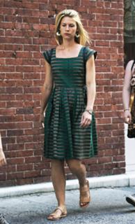 Claire Danes feet photo thumbnail