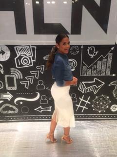 Rocsi Diaz feet photo thumbnail