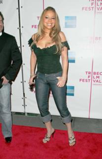 Mariah Carey feet photo thumbnail