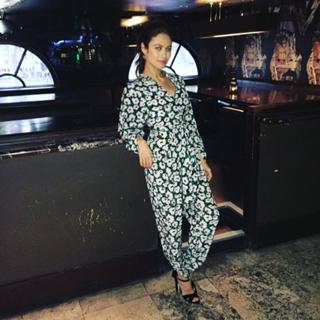 Olga Kurylenko feet photo thumbnail