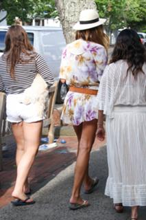 Kelly Bensimon feet photo thumbnail