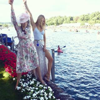 Kimberley Garner feet photo thumbnail