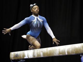 Simone Biles feet photo thumbnail