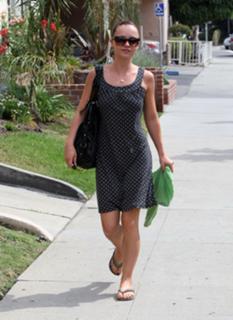 Christina Ricci feet photo thumbnail