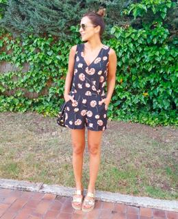 Paula Echevarría feet photo thumbnail